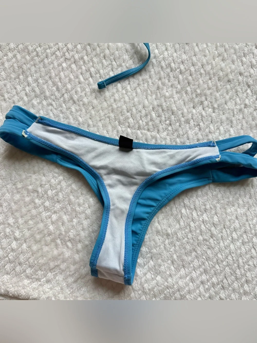 Boutine LA 3 Pc Bikini Set Swimsuit M Blue Mint 2 Tops 1 Bottom Beach Resort NWT